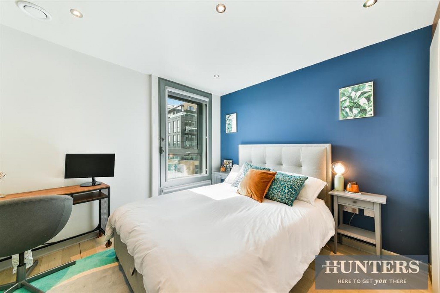 Ealing Road , Brentford, TW8