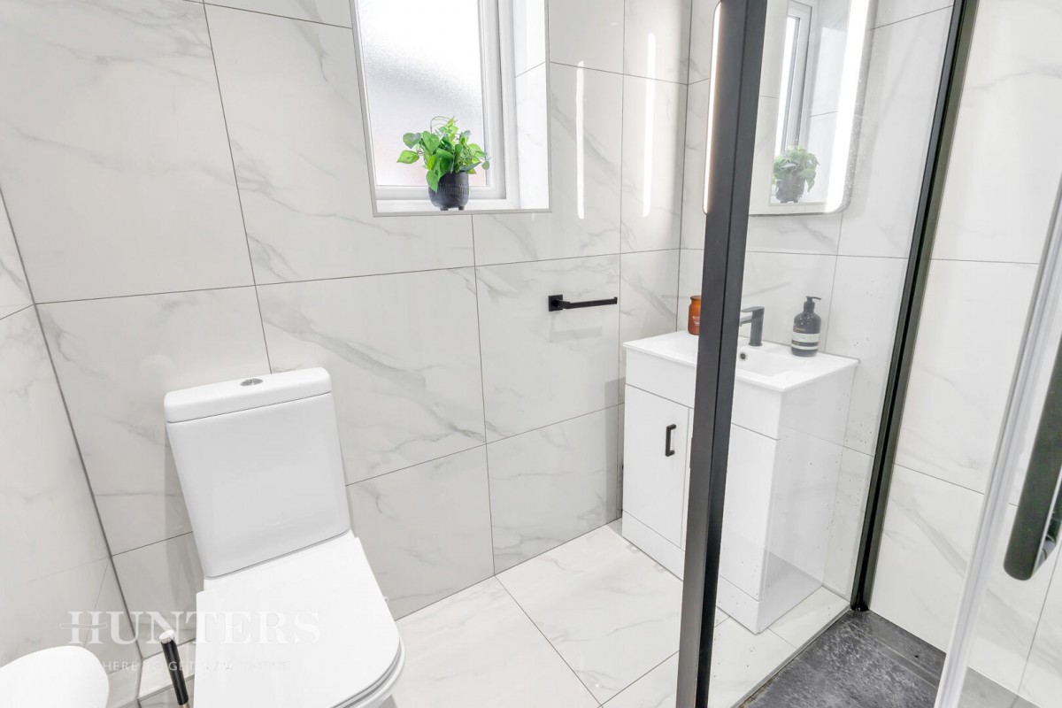 Ladyhouse Lane, Milnrow, OL16 4EQ