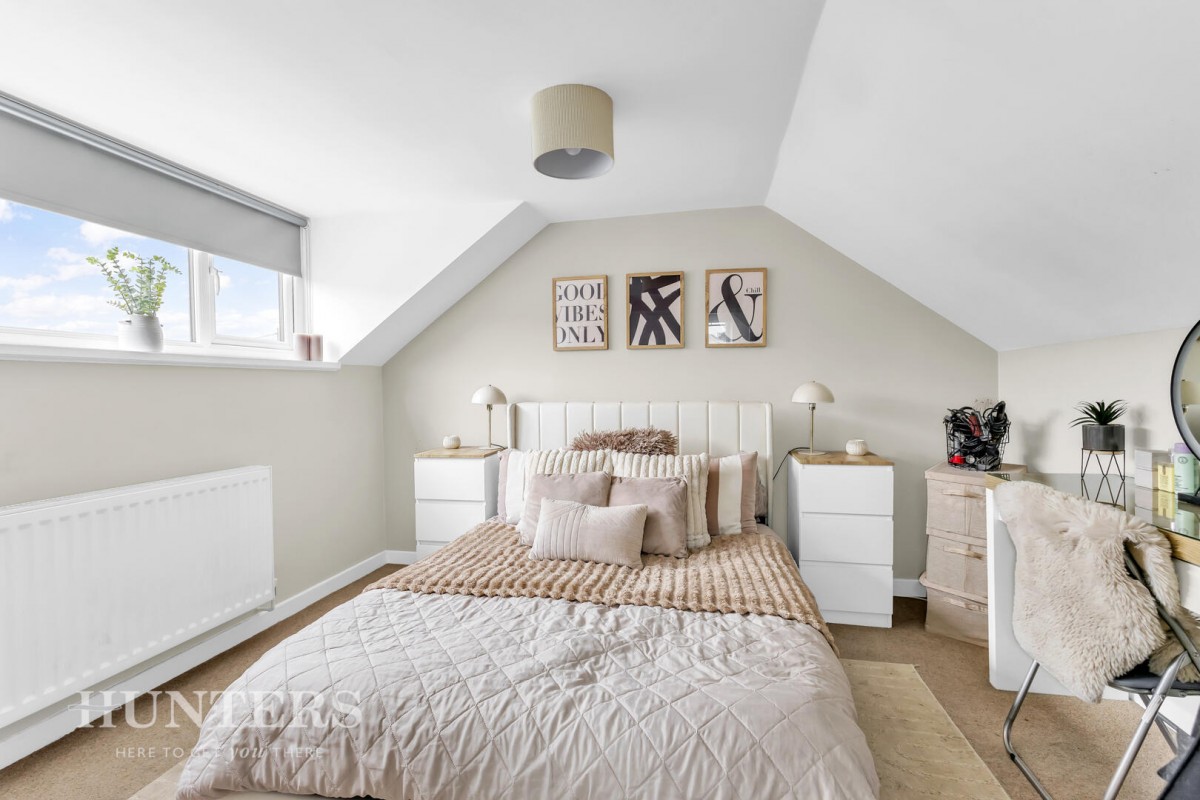 Ladyhouse Lane, Milnrow, OL16 4EQ