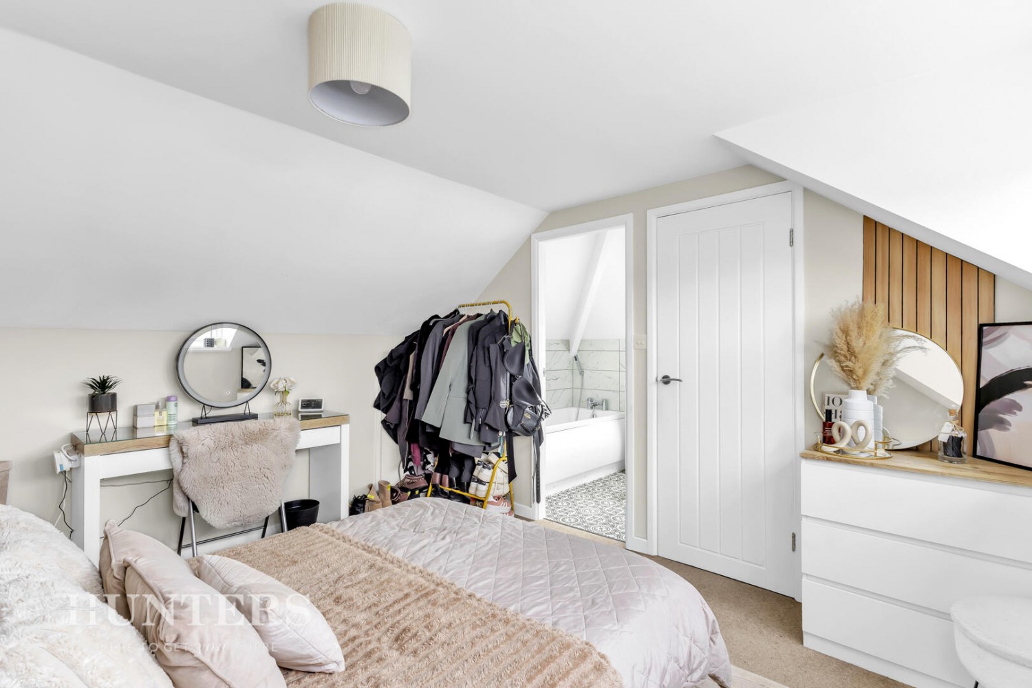 Ladyhouse Lane, Milnrow, OL16 4EQ