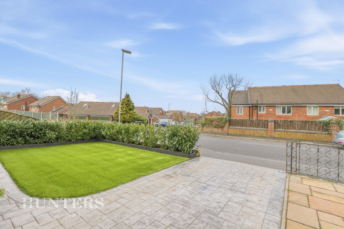 Ladyhouse Lane, Milnrow, OL16 4EQ