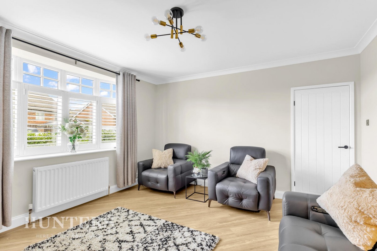 Ladyhouse Lane, Milnrow, OL16 4EQ