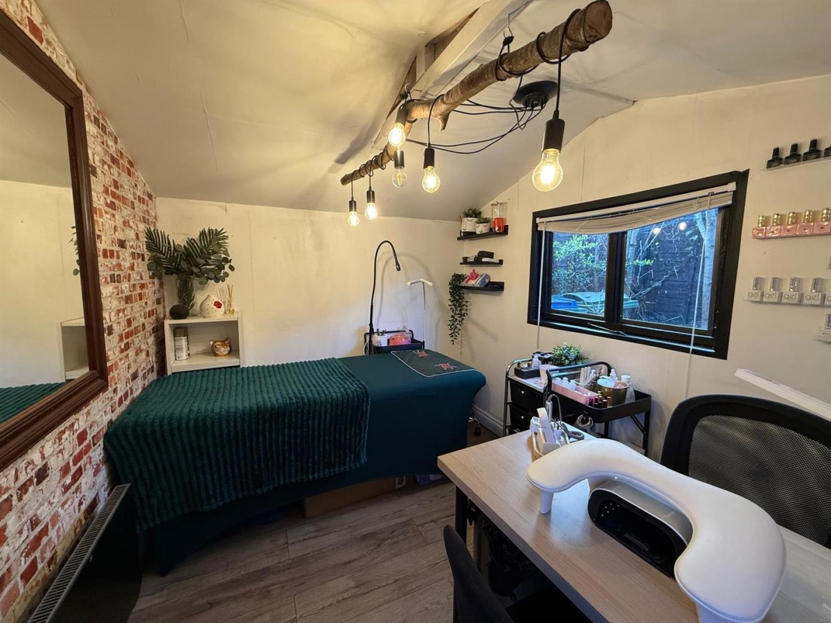 Greenwood Avenue, Rowley Regis, B65 9NJ