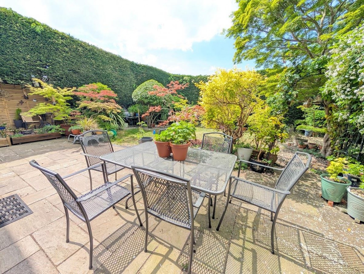 Fulmar Close, Thornbury