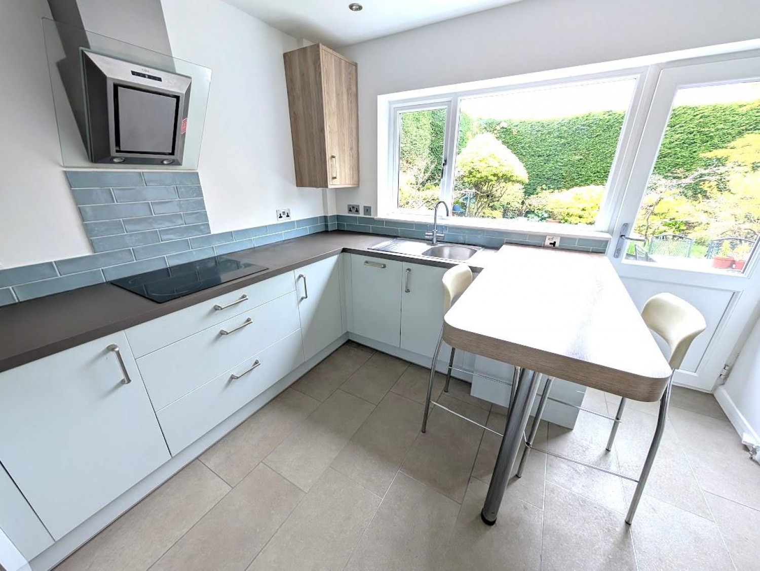 Fulmar Close, Thornbury