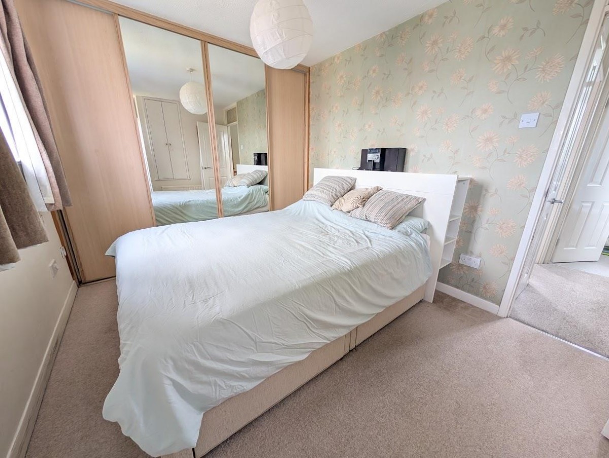 Fulmar Close, Thornbury