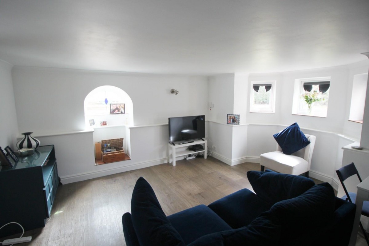 17 Abbey Hill, Netley Abbey, Southampton