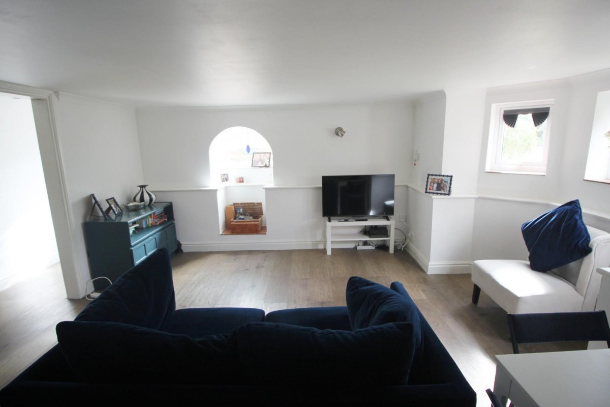 17 Abbey Hill, Netley Abbey, Southampton