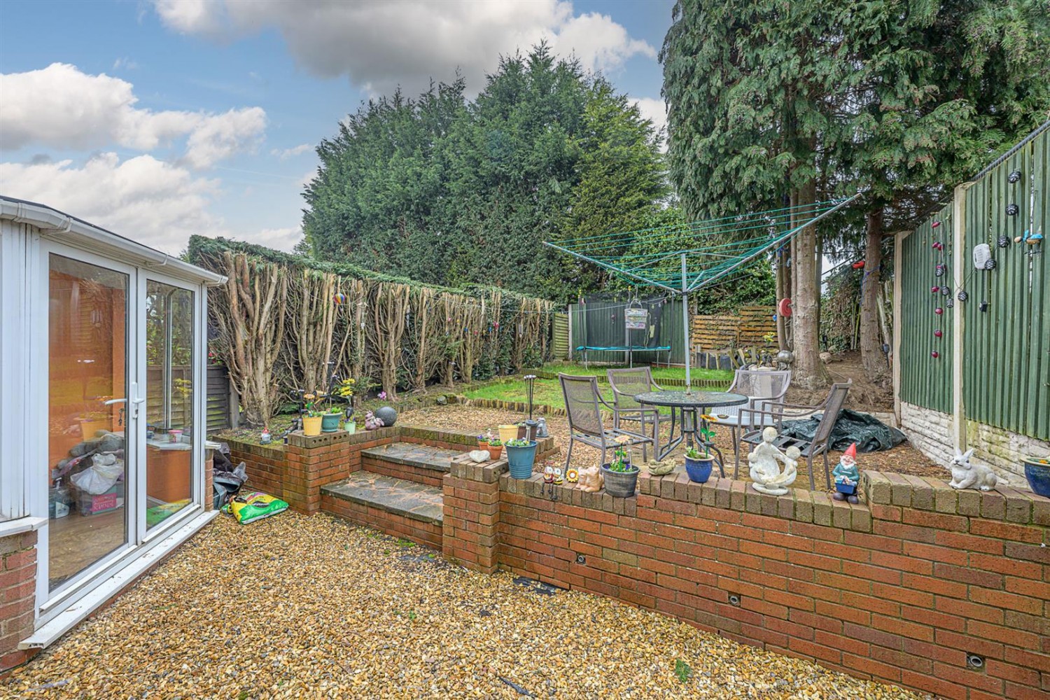 Wolverhampton Road, Kingswinford, DY6 7HY