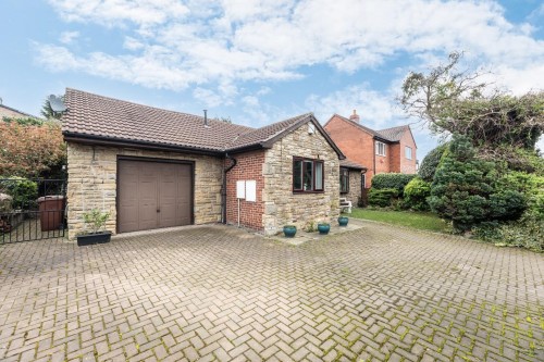 Front Street, Castleford