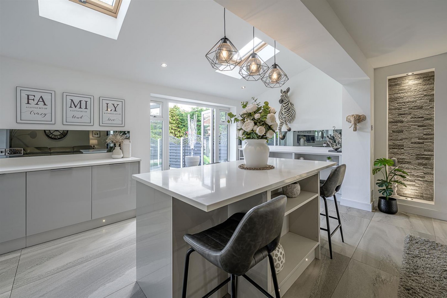 Berkeley Drive, Kingswinford, DY6 9DX