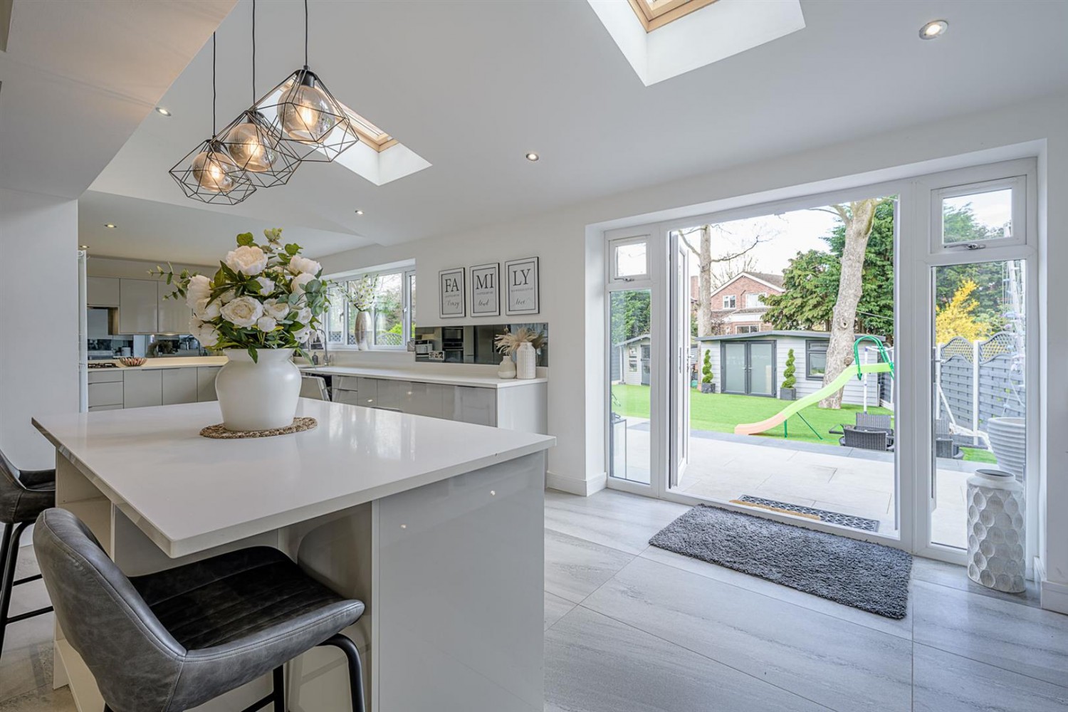Berkeley Drive, Kingswinford, DY6 9DX