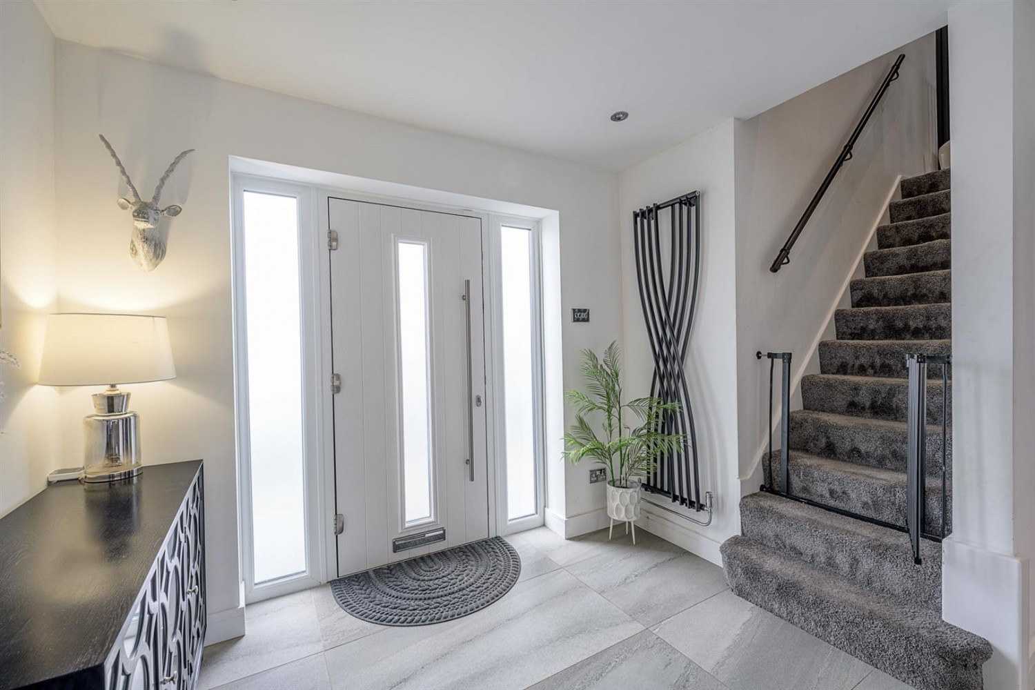 Berkeley Drive, Kingswinford, DY6 9DX