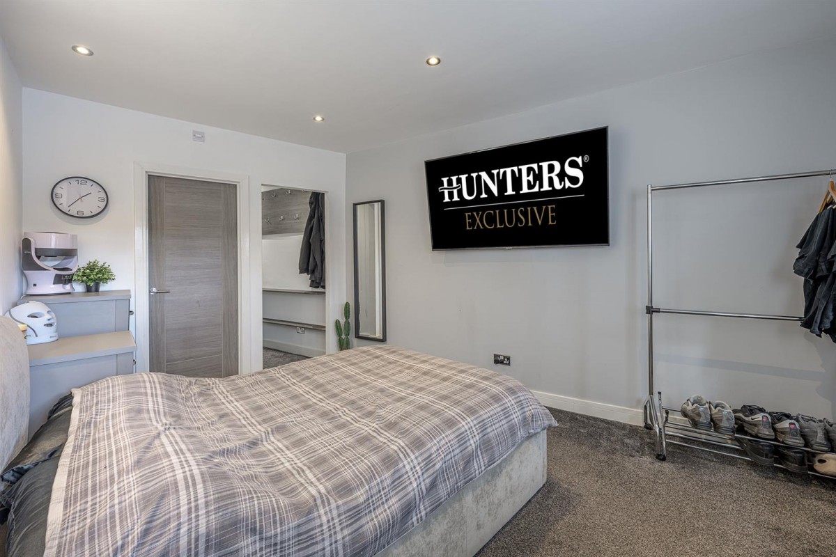 Berkeley Drive, Kingswinford, DY6 9DX