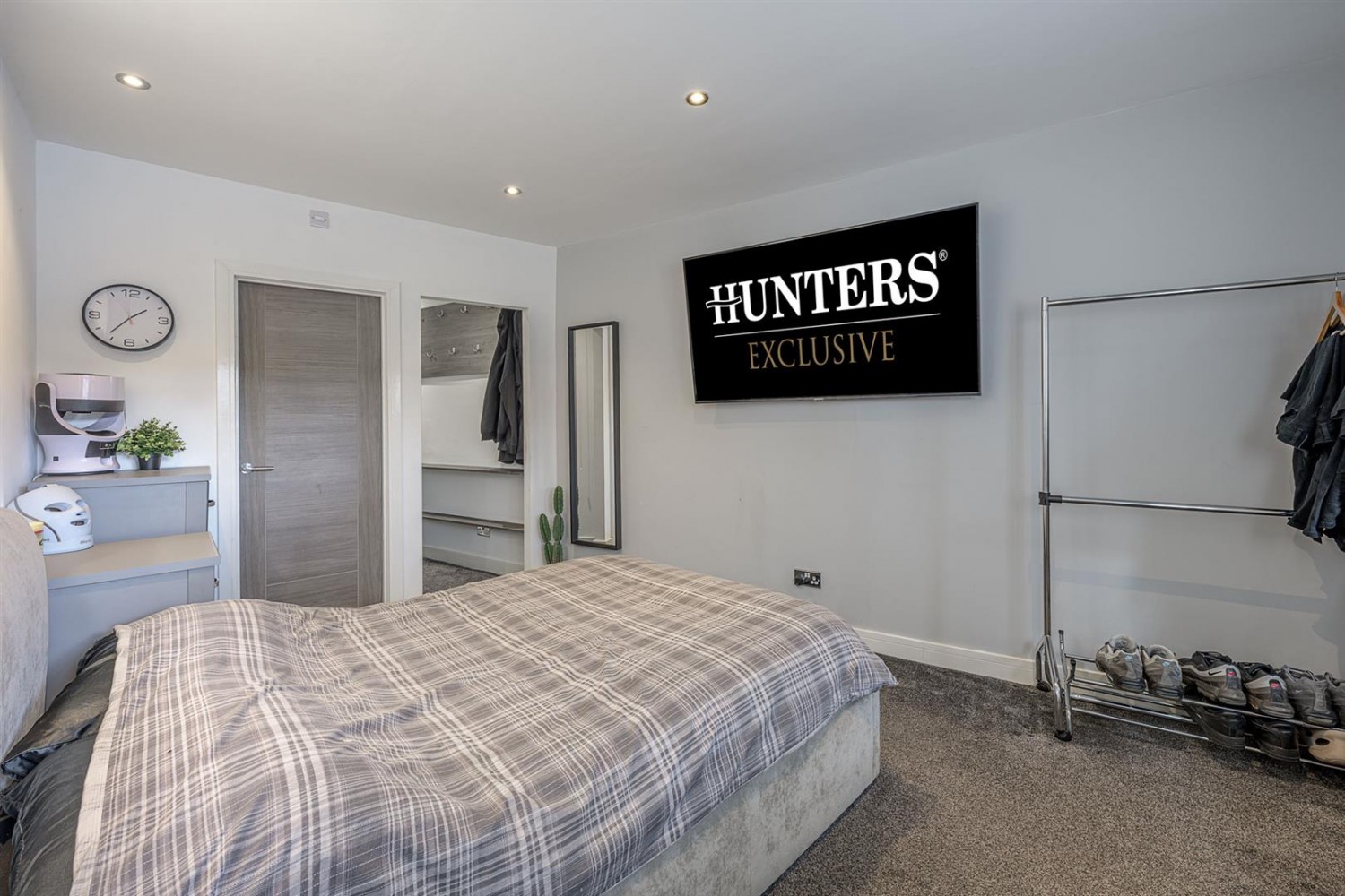 Berkeley Drive, Kingswinford, DY6 9DX