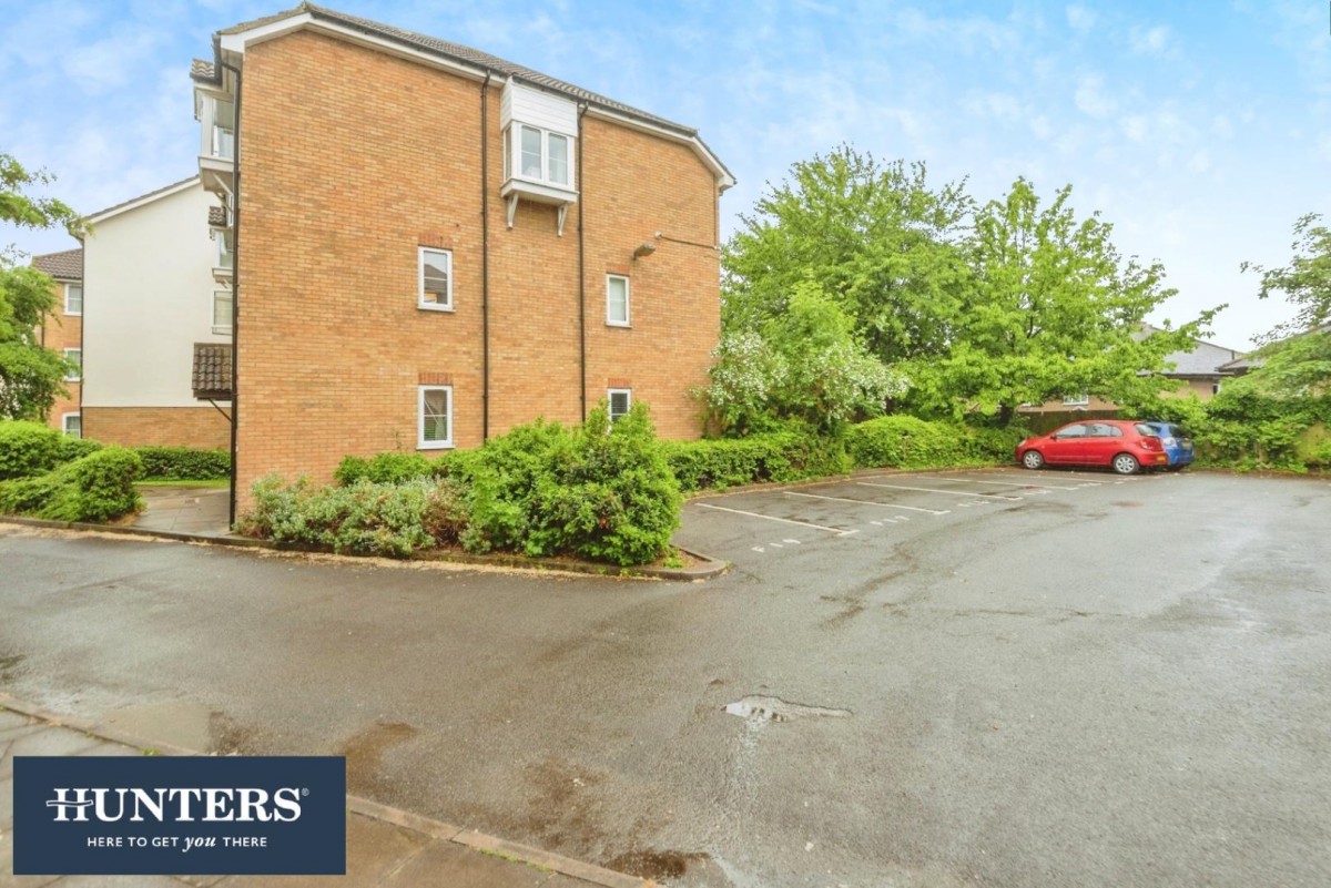 Vicars Bridge Close, Wembley