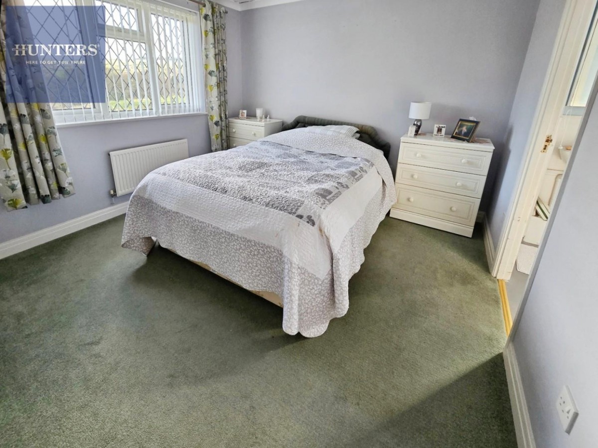 Parc Bryn Derwen, Llanharan, Pontyclun