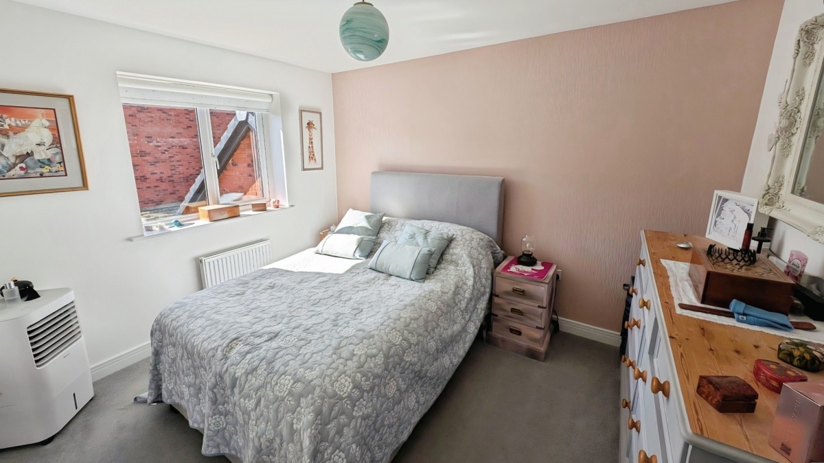 Dowsell Way, Yate, Bristol