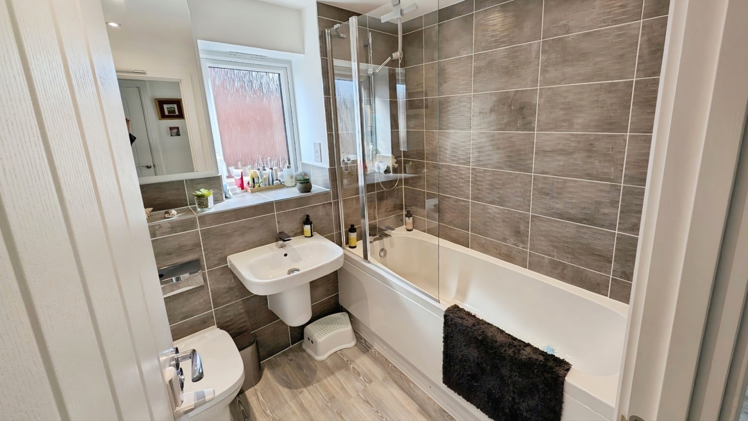 Dowsell Way, Yate, Bristol