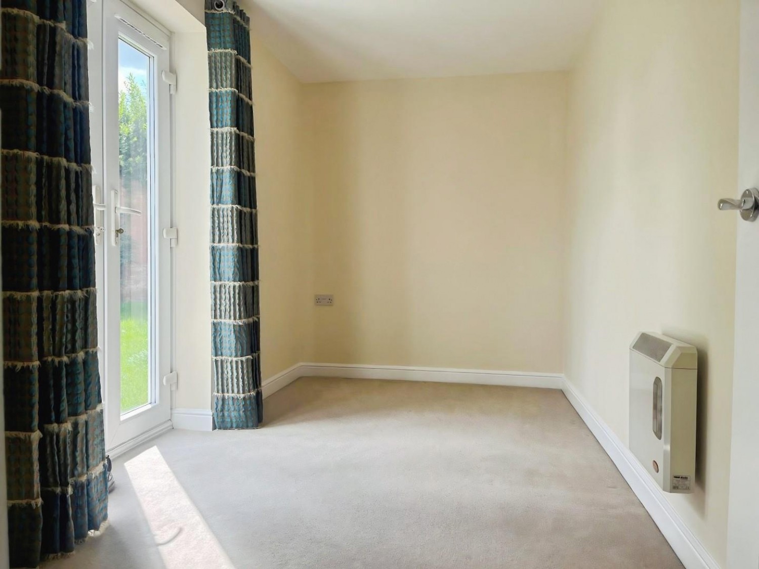 High Street, Shirley, Solihull B90 1HA