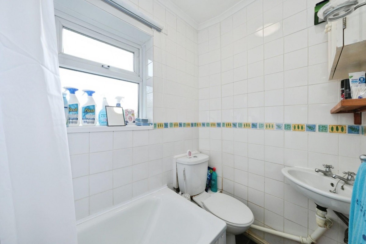 Lowedges Drive, Lowedges, Sheffield, S8 7LT