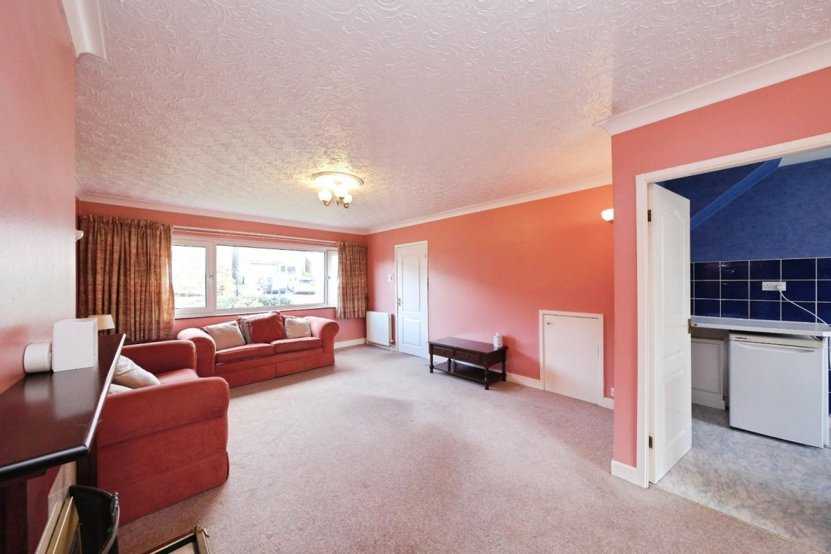 Rosamond Avenue, Bradway, Sheffield, S17 4LT