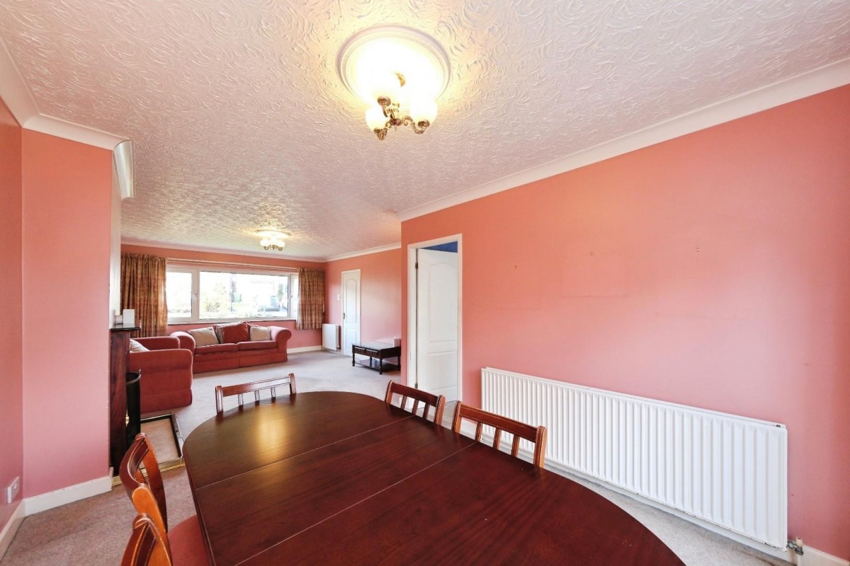 Rosamond Avenue, Bradway, Sheffield, S17 4LT