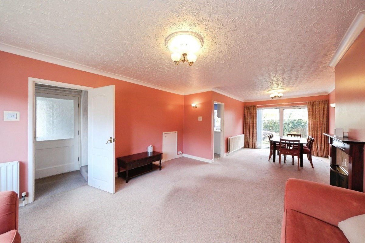 Rosamond Avenue, Bradway, Sheffield, S17 4LT