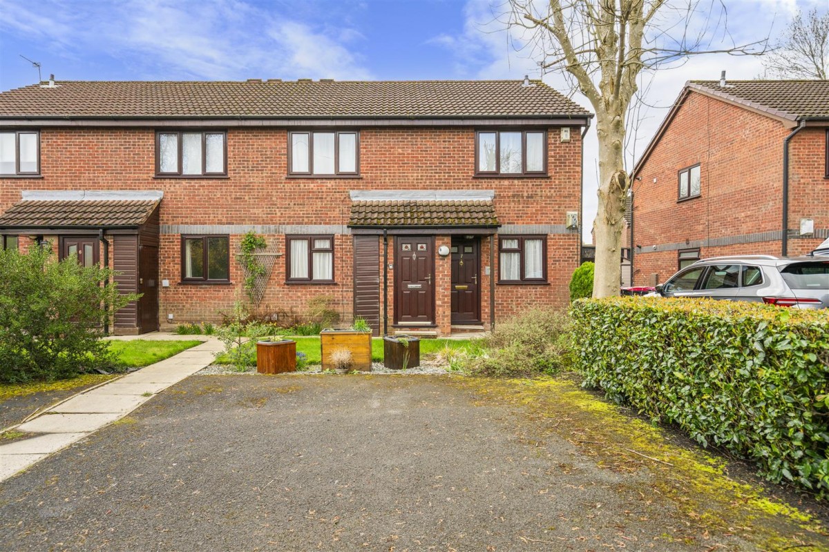 Eppleworth Rise, Clifton, Swinton, Manchester