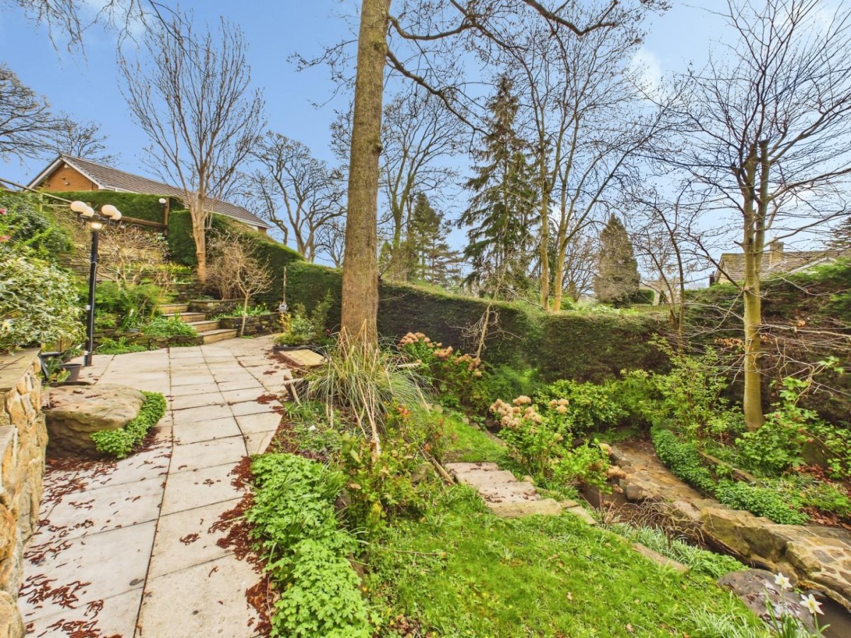 Woodvale Crescent, Bingley