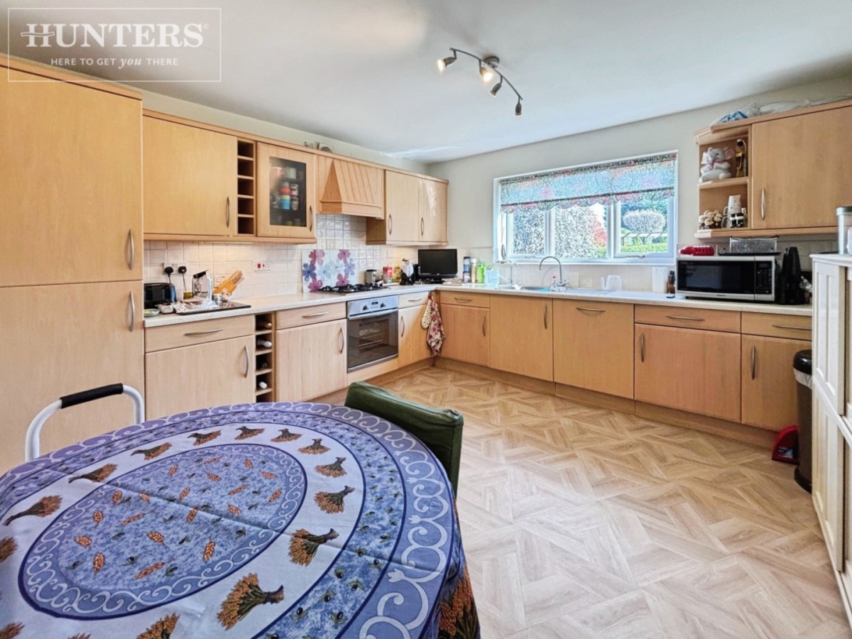 Hall Cross Avenue, Wombwell, Barnsley