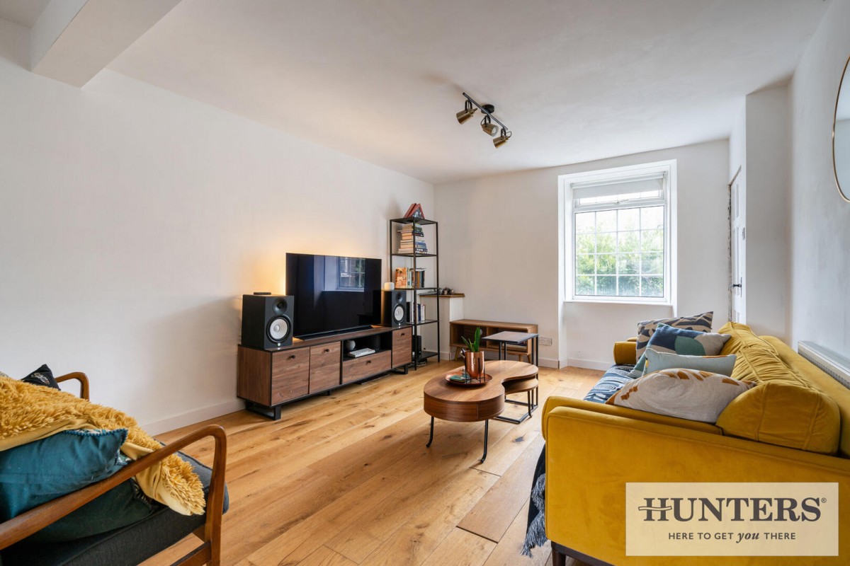 Long Row, Horsforth, Leeds