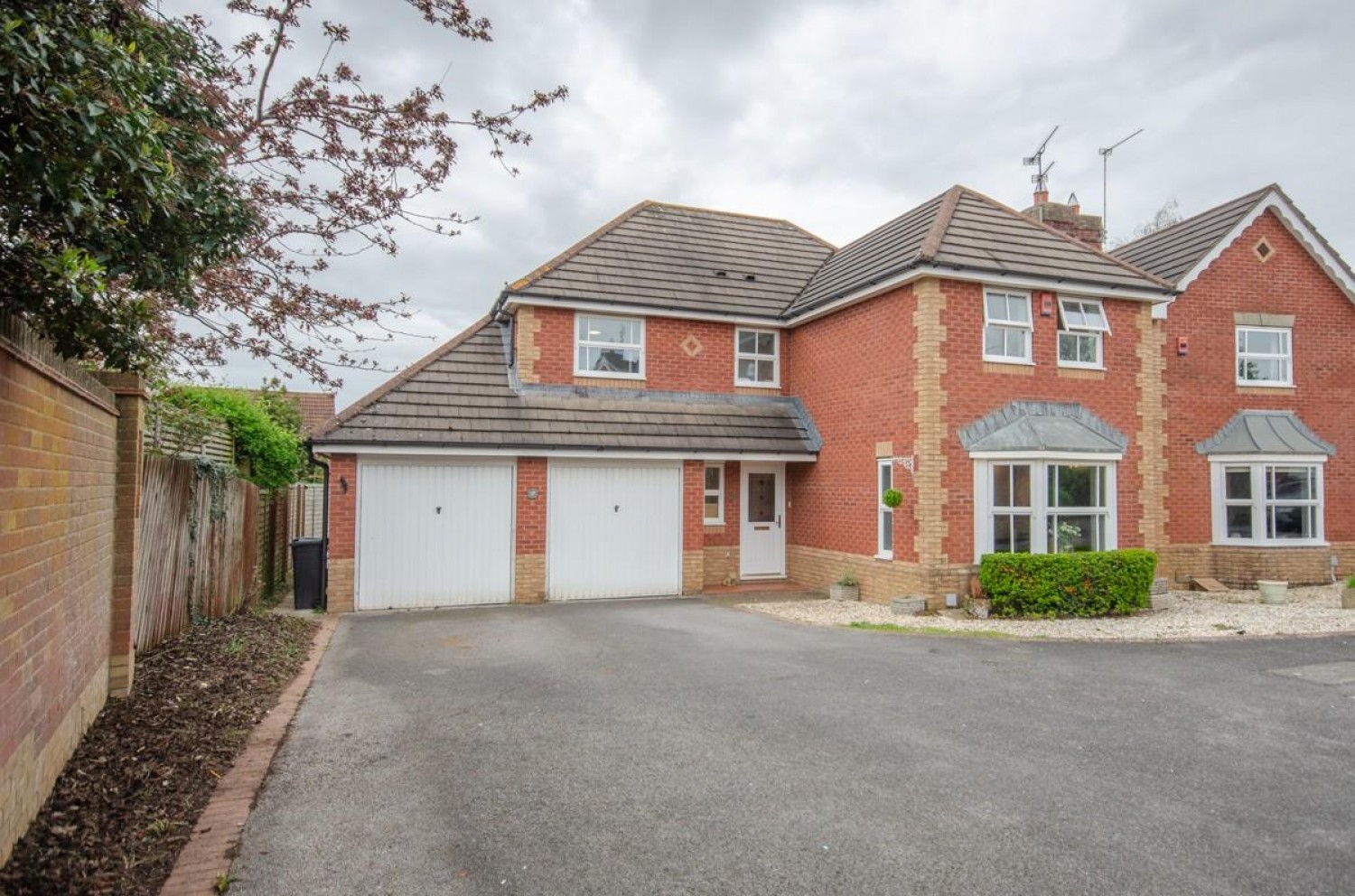 Heathfields, Downend, Bristol, BS16 6HT