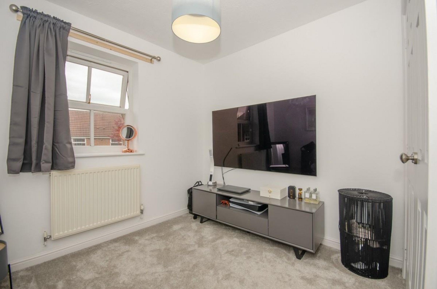 Heathfields, Downend, Bristol, BS16 6HT