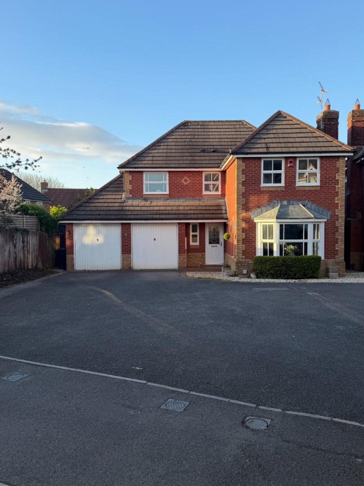 Heathfields, Downend, Bristol, BS16 6HT