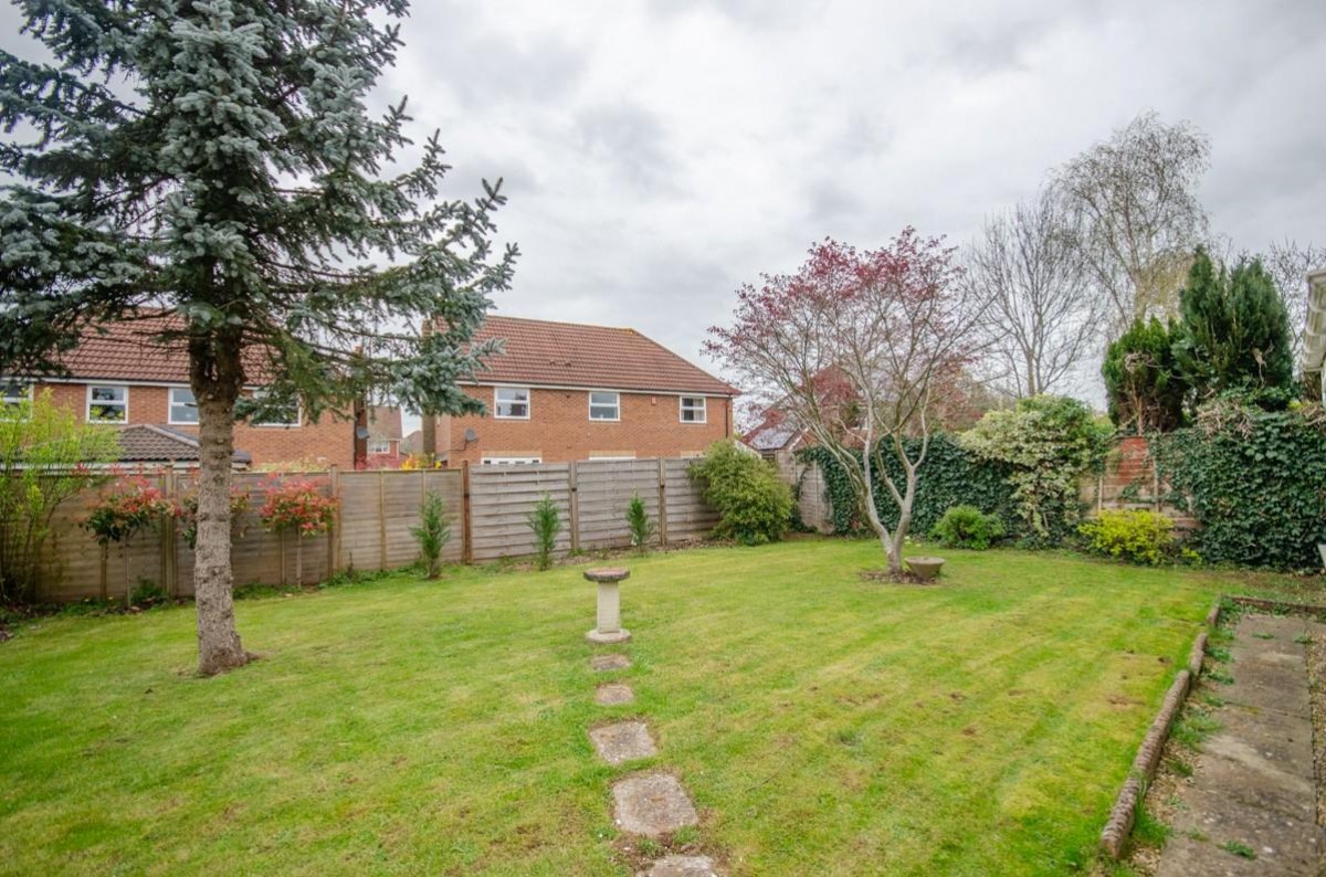 Heathfields, Downend, Bristol, BS16 6HT