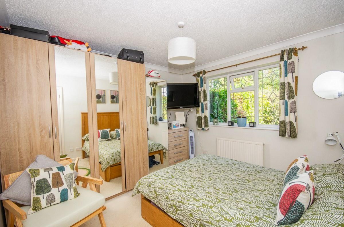 Old Gloucester Road, Hambrook, Bristol, BS16 1QH