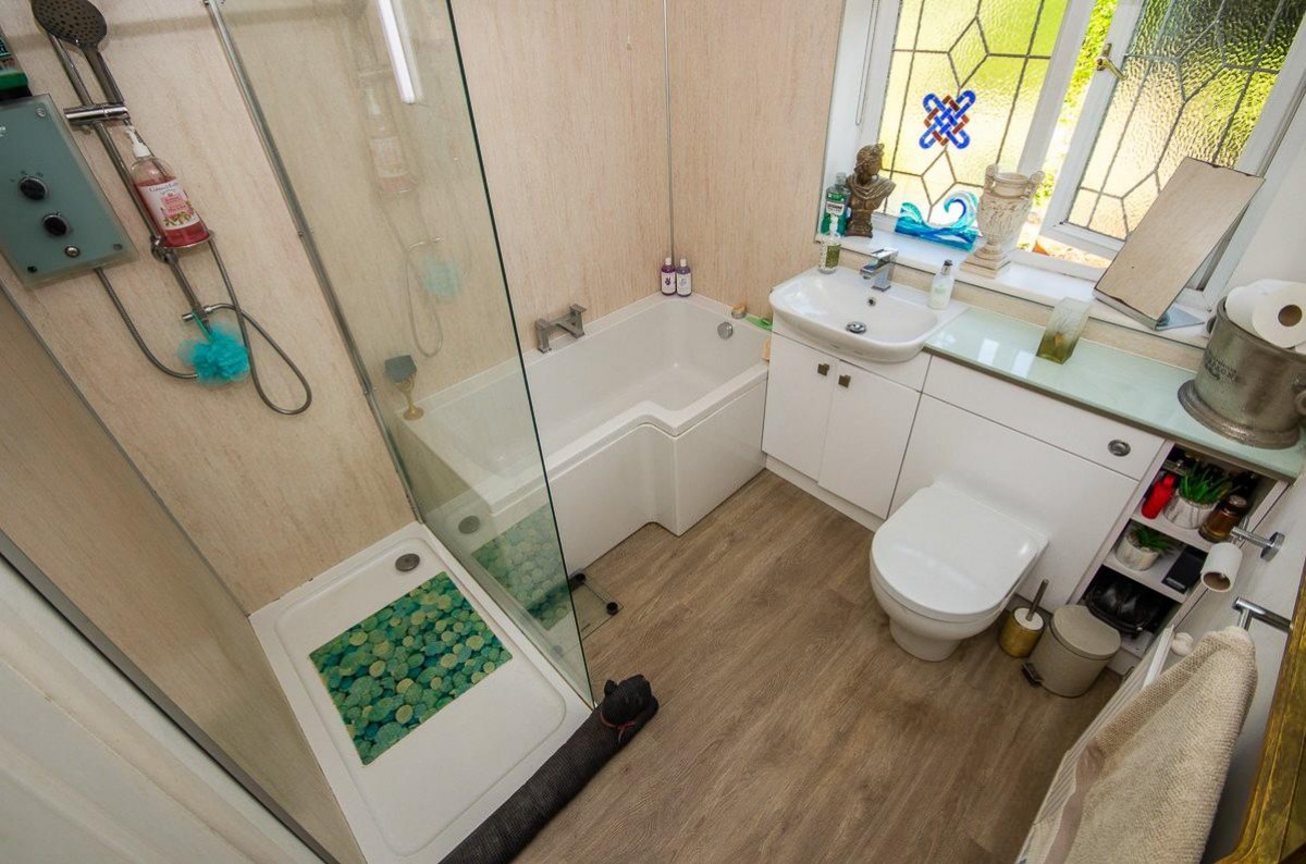 Old Gloucester Road, Hambrook, Bristol, BS16 1QH