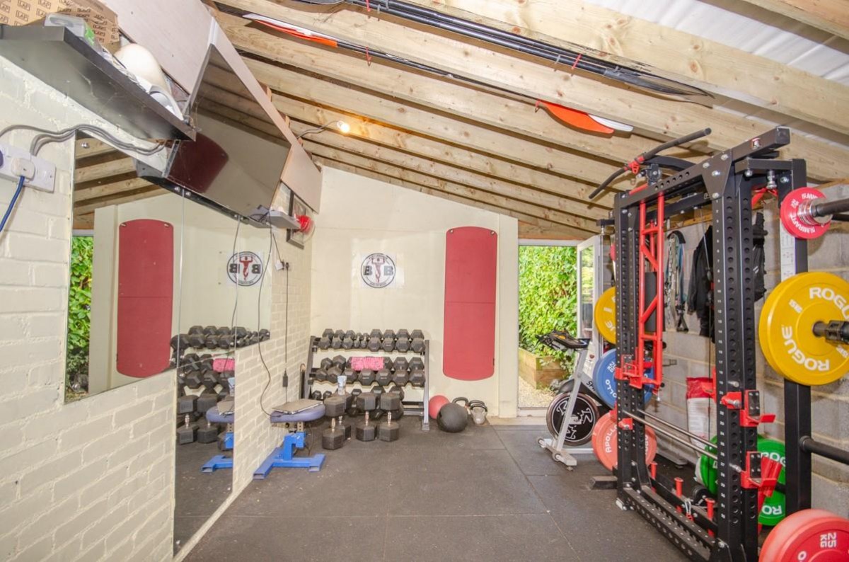 Old Gloucester Road, Hambrook, Bristol, BS16 1QH