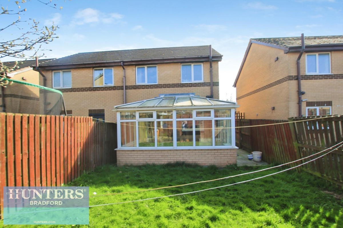 Heath Hall Avenue, Bradford, BD4