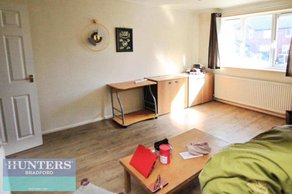 Heath Hall Avenue, Bradford, BD4