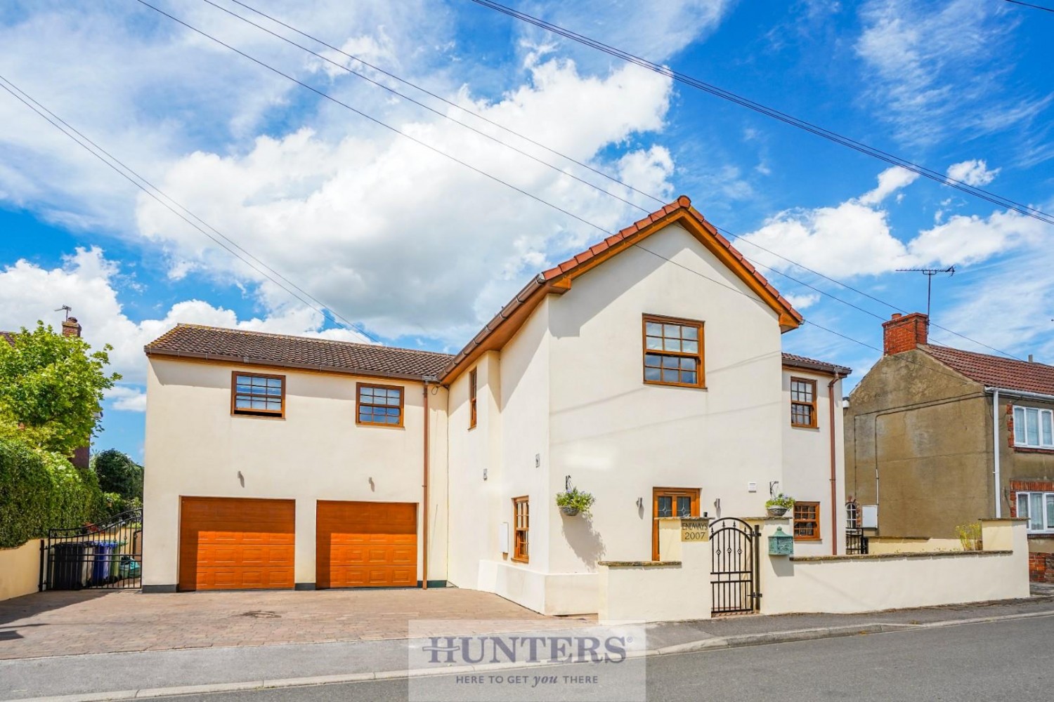 6 bedroom House for sale in Silver Street, Whitley, Goole