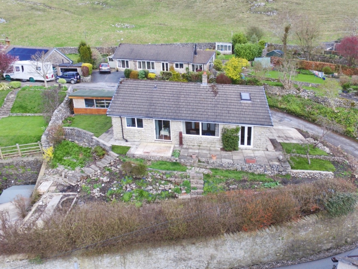 Albert Hill, Settle