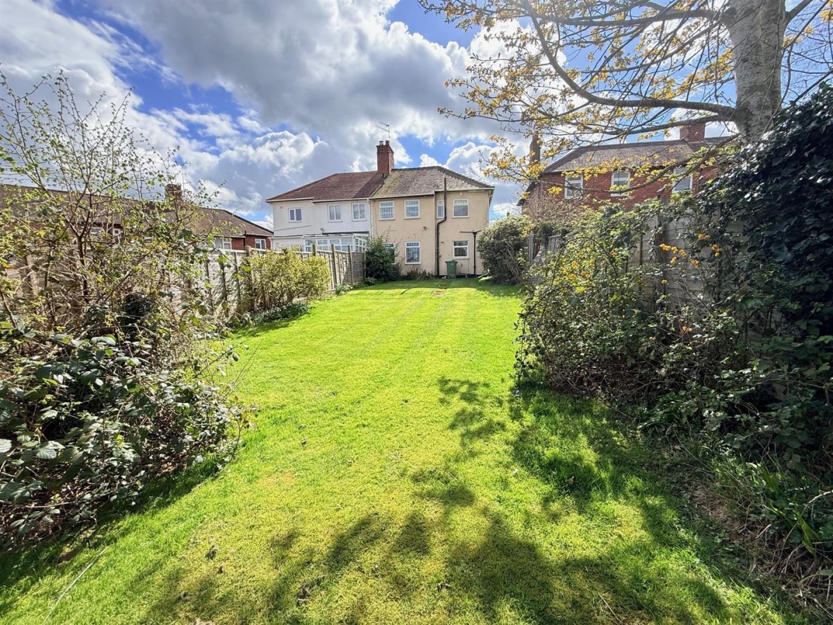 Leonard Road, Stourbridge, DY8 3LU