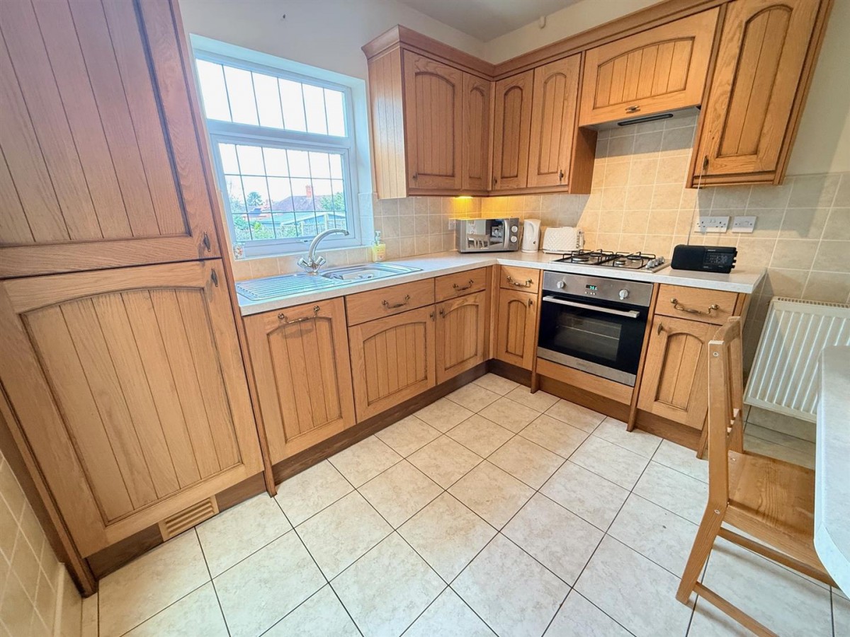 Leonard Road, Stourbridge, DY8 3LU