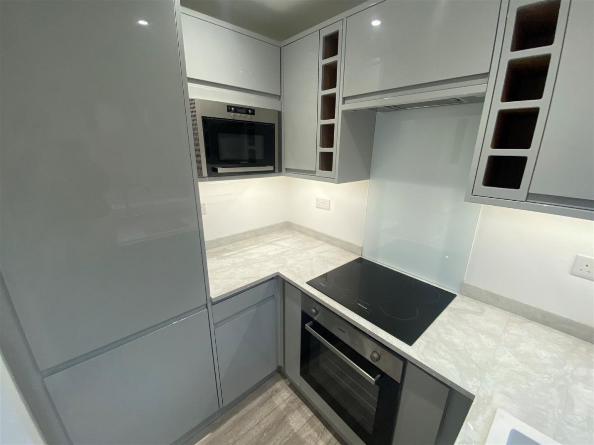 Oxford Road, Reading