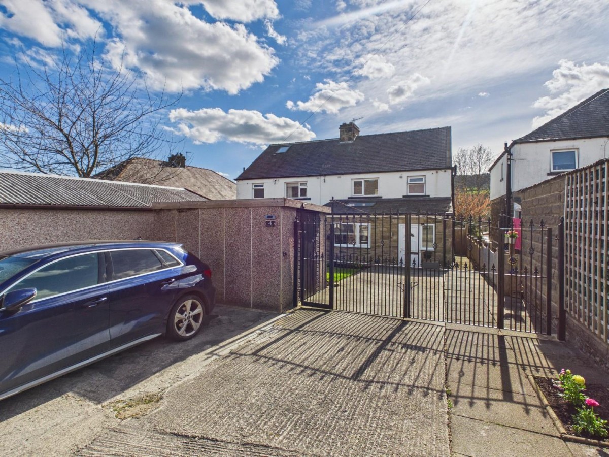 Druids View, Bingley, BD16 2DY