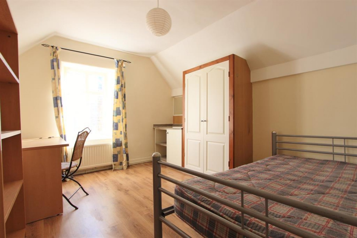 Ecclesall Road, Sheffield, S11 8QA