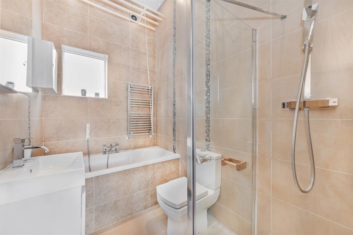 Albion Road, London, N16