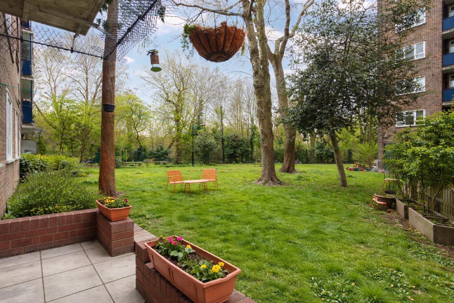 Queen Elizabeths Close, London, N16